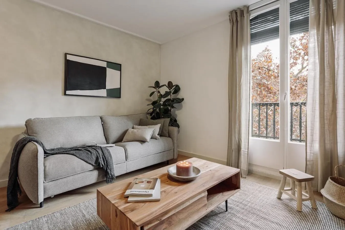 Canet - 1 Bedroom In Ciutat Vella Barselona İspanya